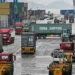 Importaciones en EU caen 16% por políticas de Trump