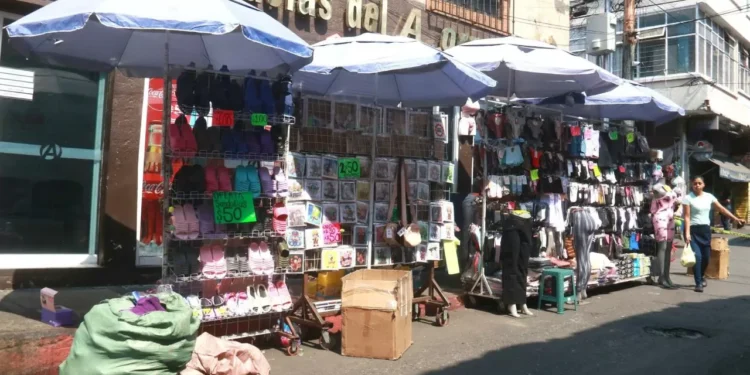 Economía informal suma 6 billones de pesos al país: Inegi