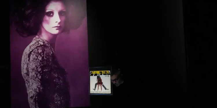 “Esto es teatro”: una exposición en el Museo Moderno sobre la escena positivo argentina