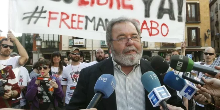 Muere a los 73 años el periodista Carlos Carnicero