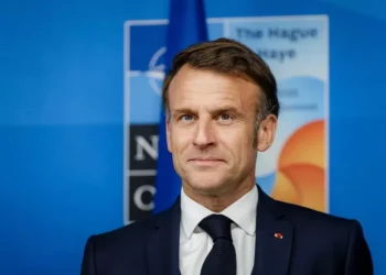 Macron mantiene una llamada de más de dos horas con Putin