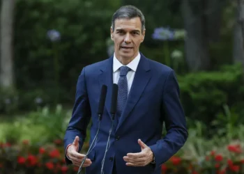 Sánchez respalda al fiscal general: “Creemos en su inocencia”