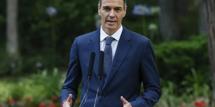 Sánchez respalda al fiscal general: “Creemos en su inocencia”