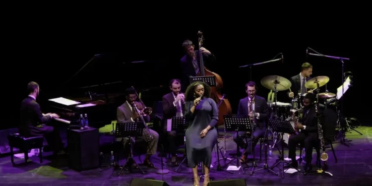 Samara Joy conquistó Buenos Aires con su estilo único y concurso escénica