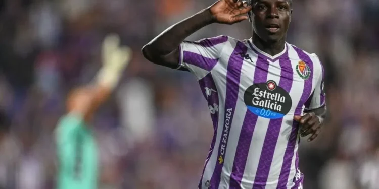 Chuki y Amath lideran un plácido debut