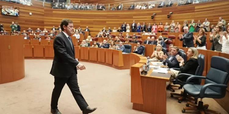 La Junta impulsará un “extenso” diálogo frente a los incendios