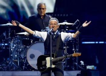 Springsteen sorprende con un tema inédito