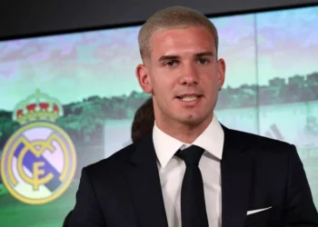 Mastantuono: “Me voy a dejar la vida por esta camiseta”