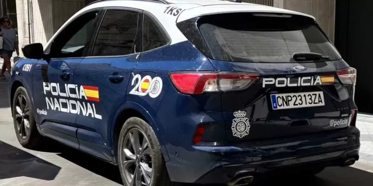 La Policía detiene a dos varones por amenazas y lesiones