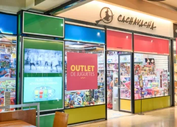 Córdoba Shopping: Cachavacha inauguró la juguetería más enorme con espacio exclusivo