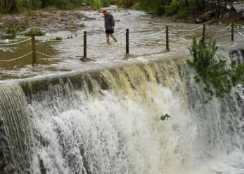 Valencia sigue la evolución del temporal