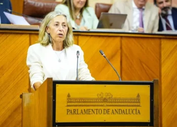 Dimite la consejera de Salud de Andalucía por los cribados