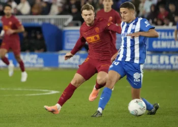 Agirrezabala salva al Valencia