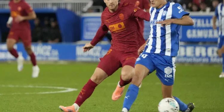 Agirrezabala salva al Valencia