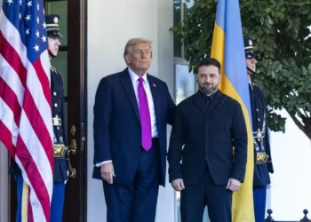 Trump espera terminar la guerra de Ucrania sin enviar armamento