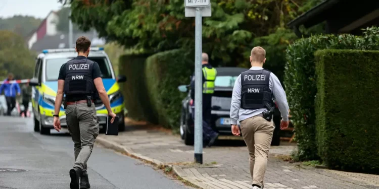 Herida de gravedad una alcaldesa alemana tras ser apuñalada