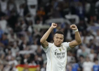 El Real Madrid arrolla al Valencia para ser más líder