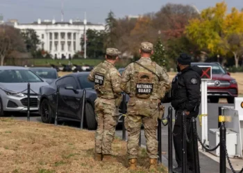 Disparan contra dos agentes de la Guardia Nacional de EEUU