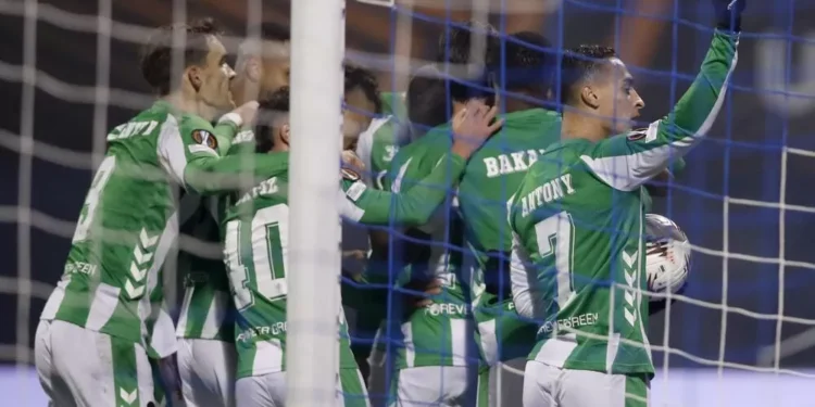 El Betis acaricia los octavos de la Liga Europa