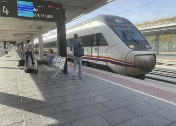 La Junta “seguirá manteniendo” la bonificación de los Avant