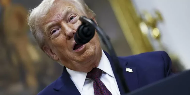 Trump avisa que tiene la última palabra sobre el plan de paz