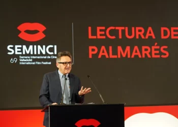 Mañueco lamenta la “gran pérdida” por la muerte de Cienfuegos