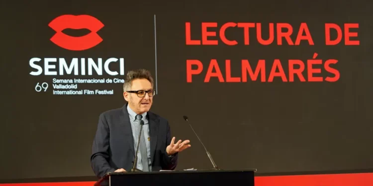 Mañueco lamenta la “gran pérdida” por la muerte de Cienfuegos