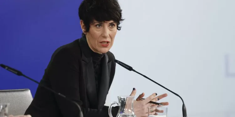 El Gobierno aprobará un decreto de regularización de migrantes