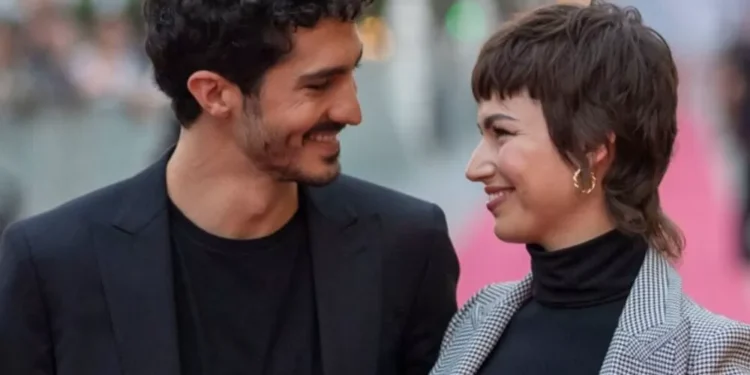 Úrsula Corberó y Chino Darín ya son padres