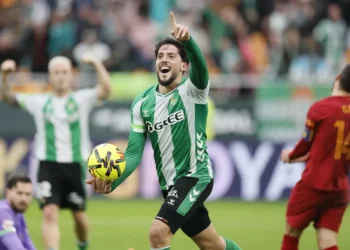 Fornals da los tres puntos al Betis