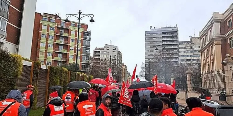 UGT se moviliza ante la situación del transporte sanitario